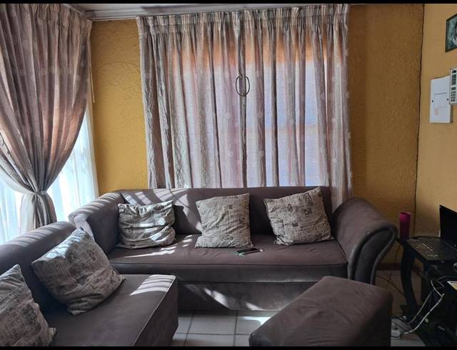 2 BEDROOM HOUSE FOR SALE IN SOSHANGUVE WW